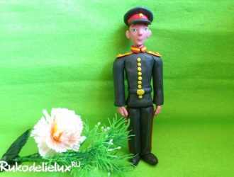 Как слепить солдата из пластилина