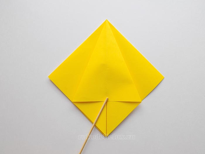 Простой цветок оригами