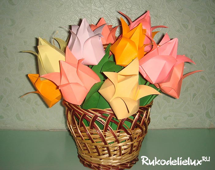 Тюльпаны в технике оригами