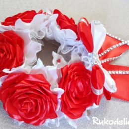 Роза из атласной ленты