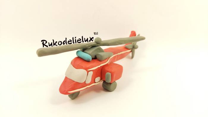 детский вертолет пожарный пластилиновый